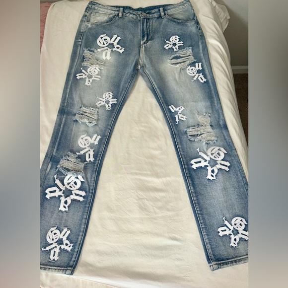 Men’s XXL never worn distressed jeans - Picture 1 of 6